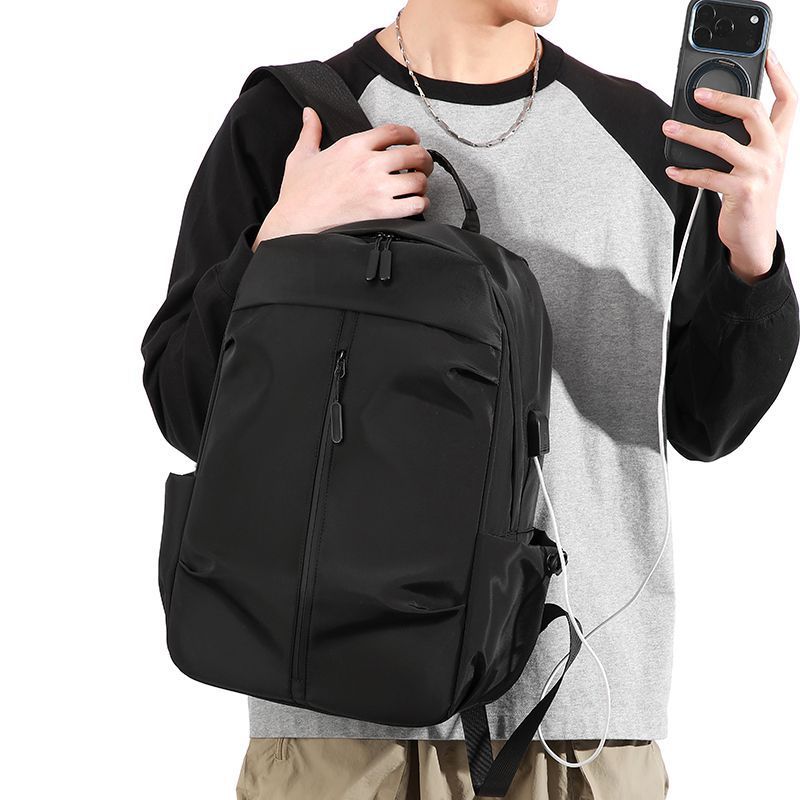 Ergonomischer Rucksack mit Intelligentem Stauraumkonzept Brehn