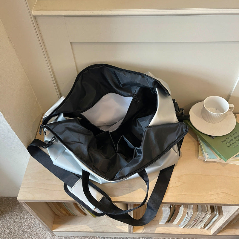 Sportliche Reise-Duffel Mit Vielseitigen Fächern Und Wasserabweisendem Material Brehn