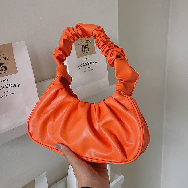 Lässige Beuteltasche Aus Veganem Leder Brehn