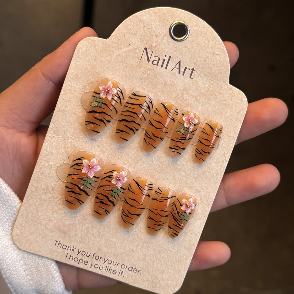 Floral Design Press-On Nail Set Brehn