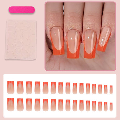 Kunstnagelset mit stilvollem Farbverlauf und eleganten Designs Brehn