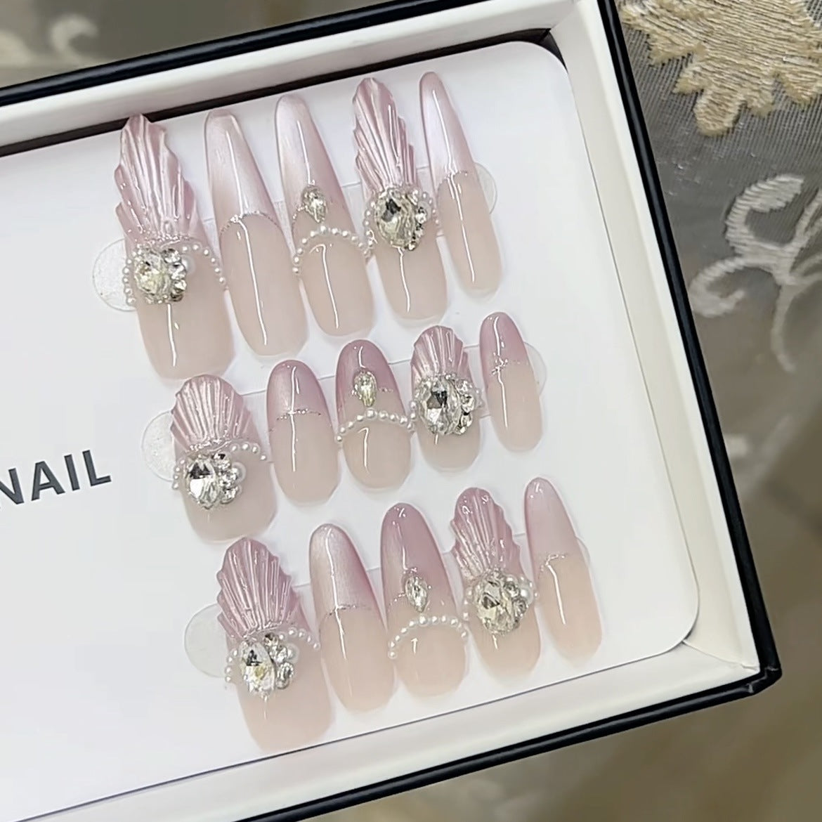 3D Dekorative Press-On Nagelset Brehn