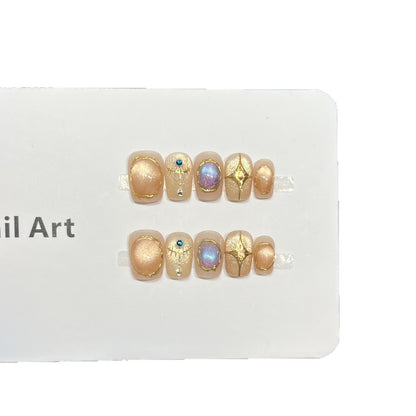 Dekoratives Press-On Nagelkunst-Set mit schimmernden Edelsteinakzenten Brehn
