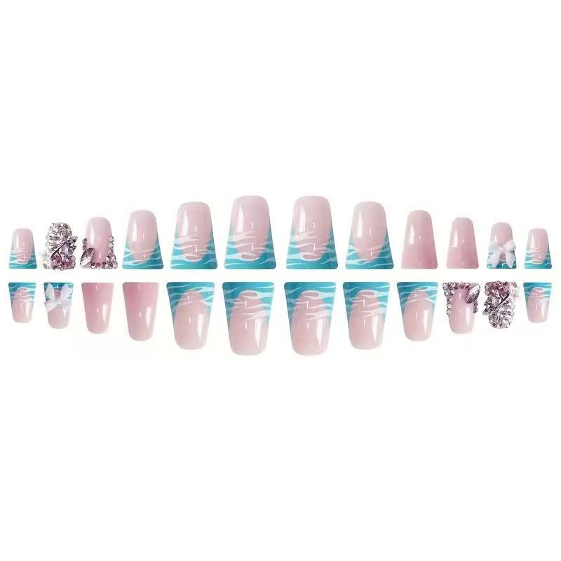 Glamouröse dekorative Nagelverzierungen Brehn