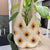 Handgeknüpfte Umhängetasche mit Sonnenblumen-Motiv Brehn
