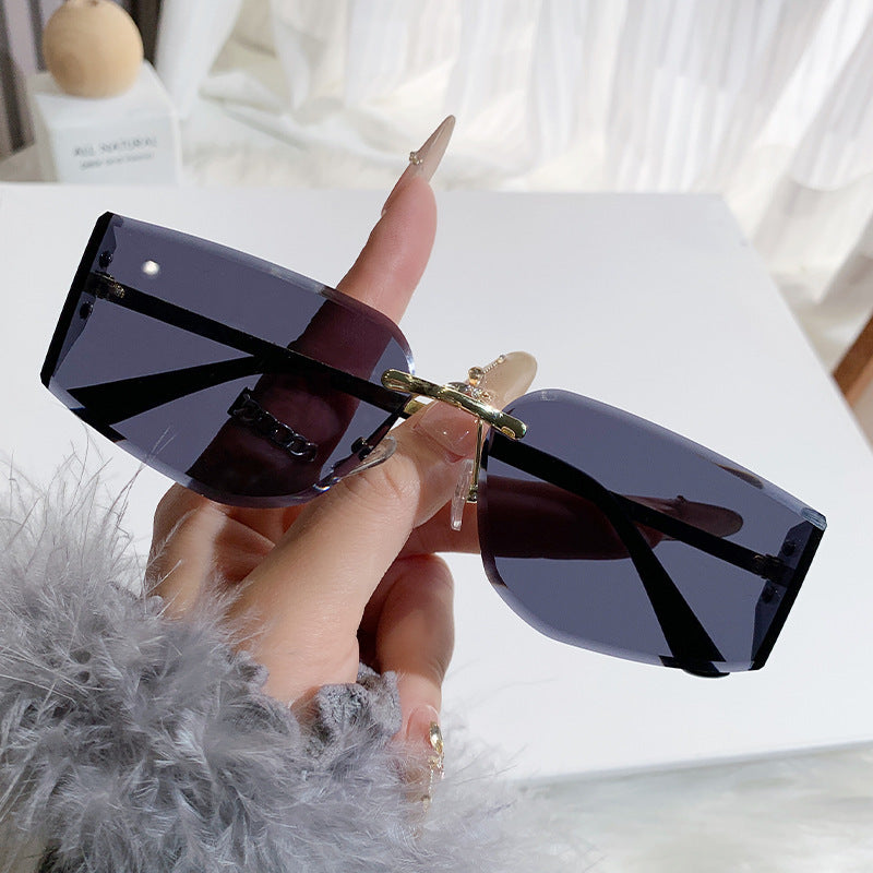 Damen elegante Sonnenbrille mit hochwertigem geometrischem Design Brehn