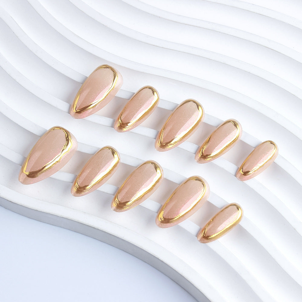 Chic Gold-Trimmed Gellack Set Brehn