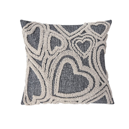 Quadratischer Kissenbezug mit dreidimensionalem Schlingen‑Herzrelief aus weichem Bouclé‑Mix Brehn