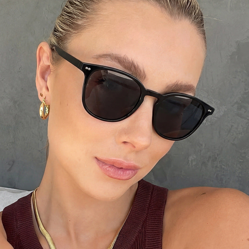 Damen modische Sonnenbrille mit robustem Kunststoffrahmen und hochwertigem UV-Schutz Brehn