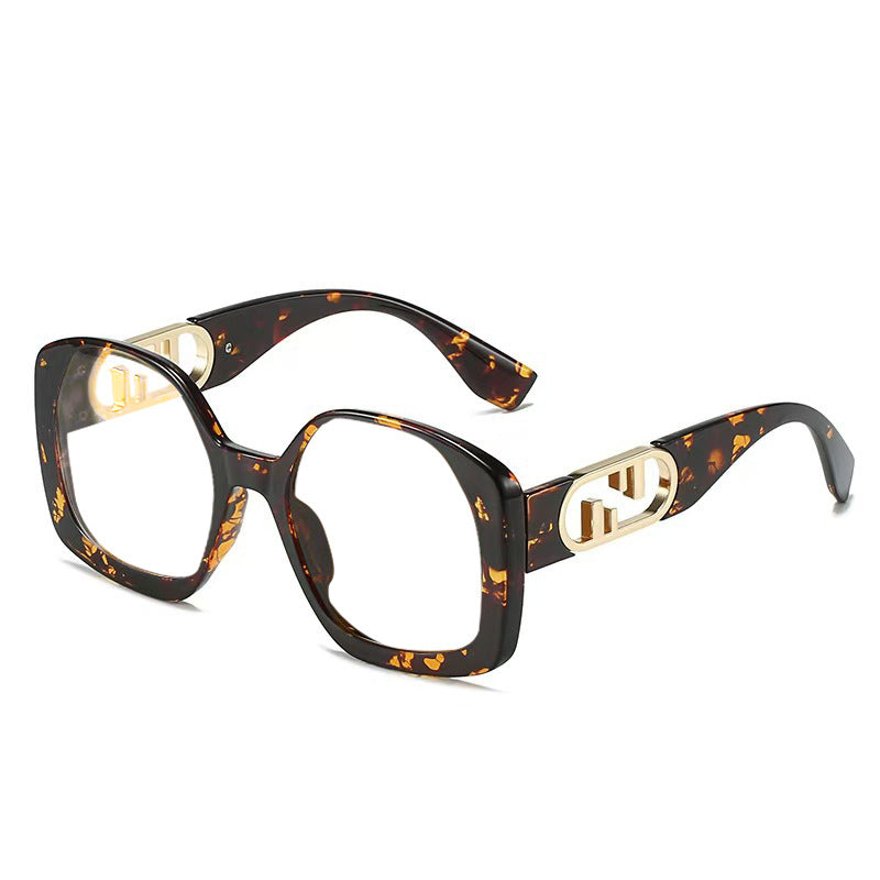 Damen oversized Sonnenbrille mit extravagantem geometrischen Rahmen und eleganten Akzenten Brehn