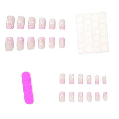 Elegante florale Nagelkunst Brehn