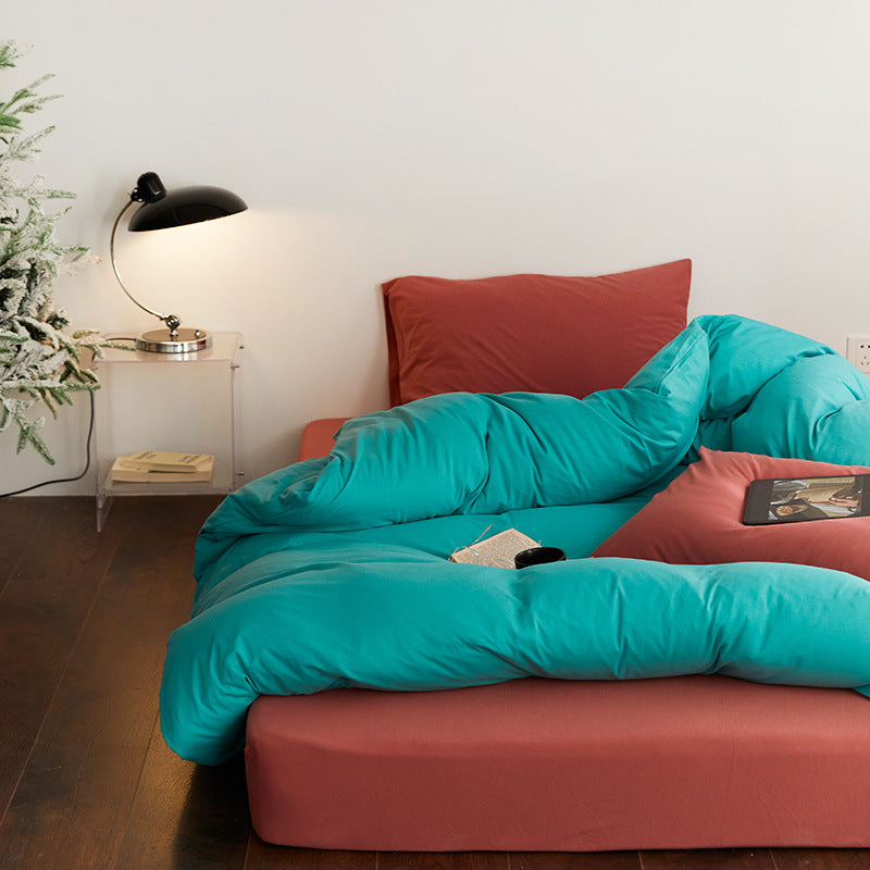 Komfort Ganzjahres-Steppbett mit atmungsaktiver Hohlfaserfüllung und Jersey-Spannbettlaken-Set