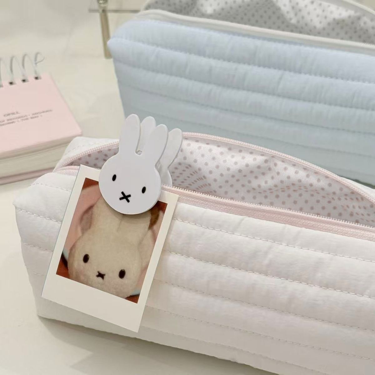 Gepolsterter multifunktionaler Makeup- und Schreibwaren-Organizer