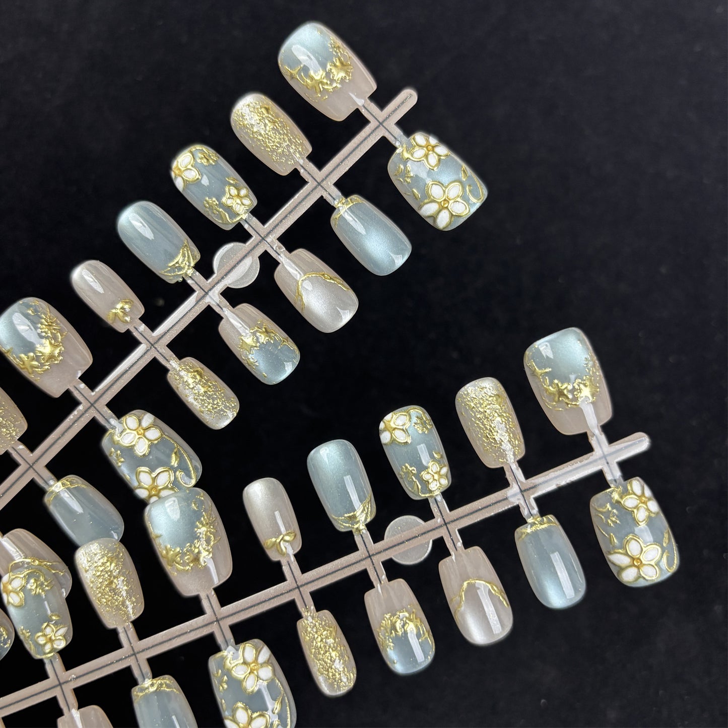 Blumenmuster Press-On Nagelset Brehn