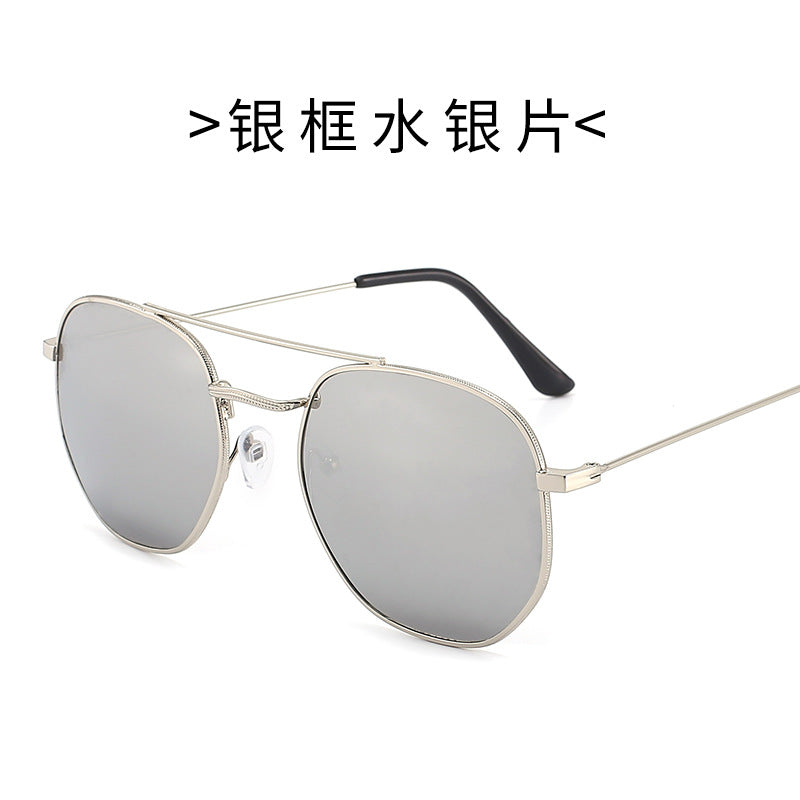 Damen Sonnenbrille mit ovalem Rahmen und schützendem Verlaufsglas Brehn