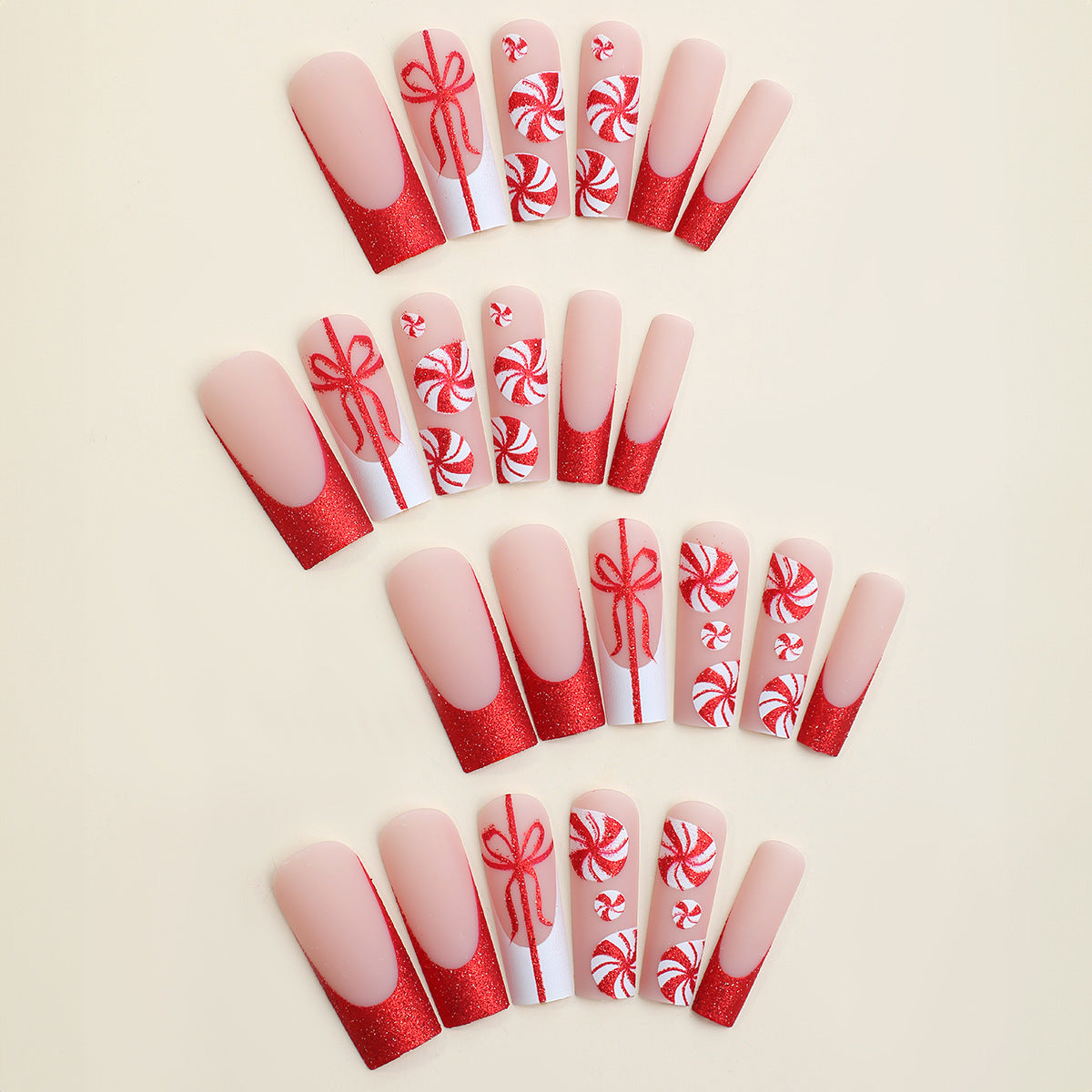 Kunstnagelset mit festlichem Zuckerstangen-Design und Glitzerakzenten Brehn