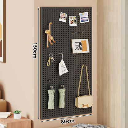 Wandmontiertes Lochplatten-Organisationspaneel mit modularen Haken