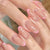 Glänzende Nagelkunst mit eleganten French-Spitzen Brehn