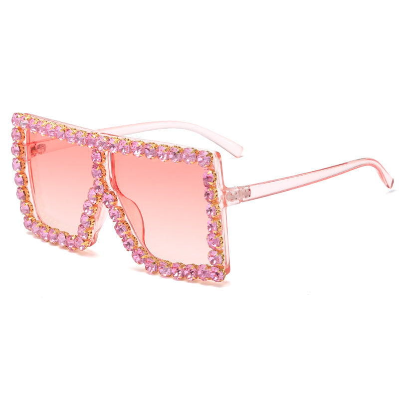 Damen auffällige quadratische Sonnenbrille mit funkelnden Applikationen Brehn