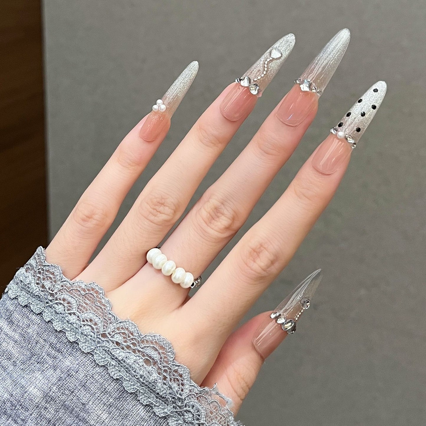 Elegante 3D Blumen Druck-Nagelverlängerungen Brehn
