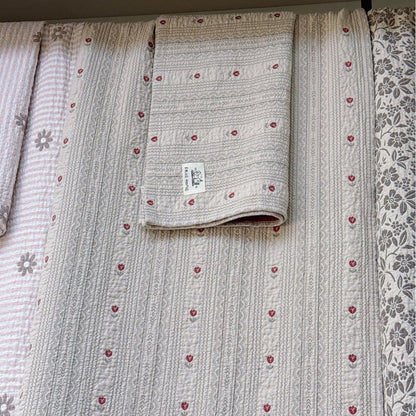 Damen Kuscheldecke mit niedlichem Pferdemotiv Brehn