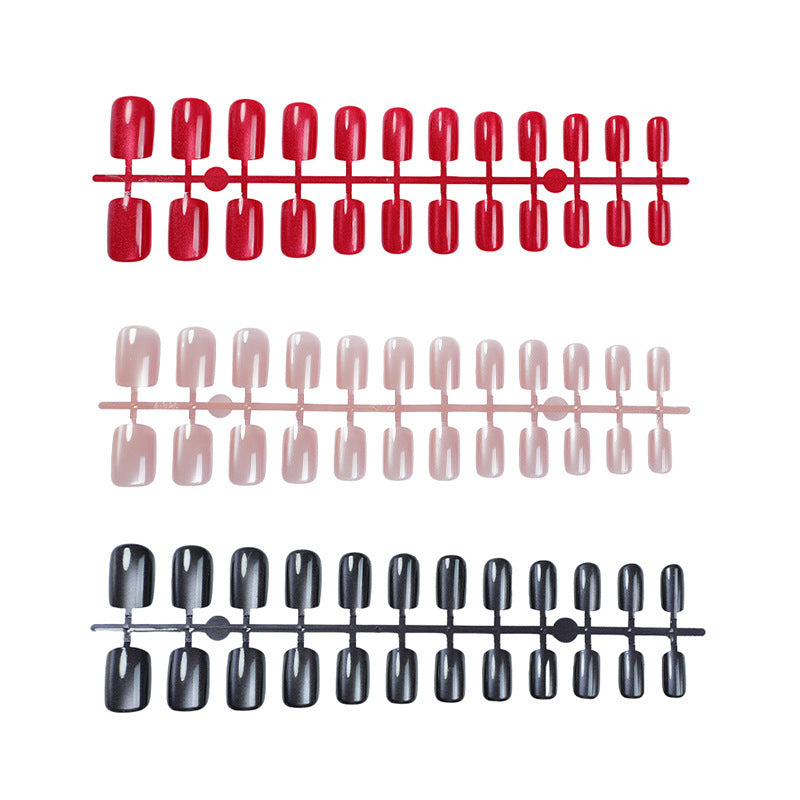 Elegantes Press-On Nail Art Set mit glitzernden Designs Brehn
