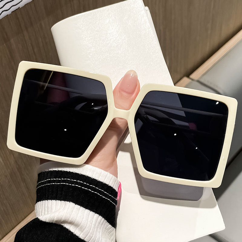 Damen Elegante Oversized-Sonnenbrille mit geometrischem Rahmen und polarisierenden Gläsern Brehn