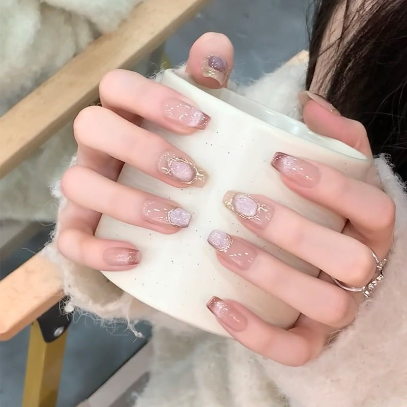 Dekoratives Press-On Nagelkunst-Set Brehn