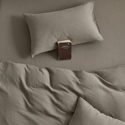 Atmungsaktives Baumwoll‑Musselin Bettwäsche‑Set mit natürlicher Crinkle‑Struktur