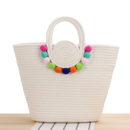 Verspielte Strandtasche mit Buntem Pompon-Dekor Brehn
