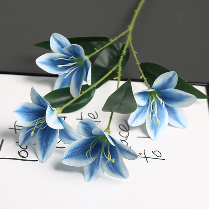 Realistischer synthetischer Lilienstamm