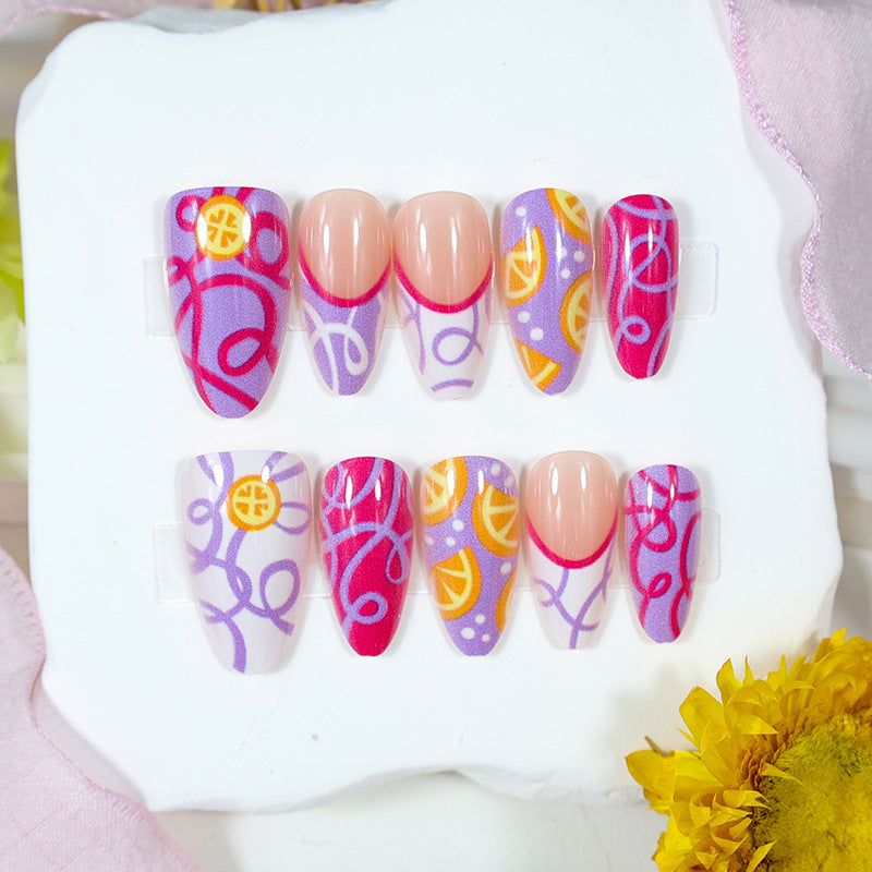 Kunstnagelset mit farbenfrohen und kreativen Designs Brehn