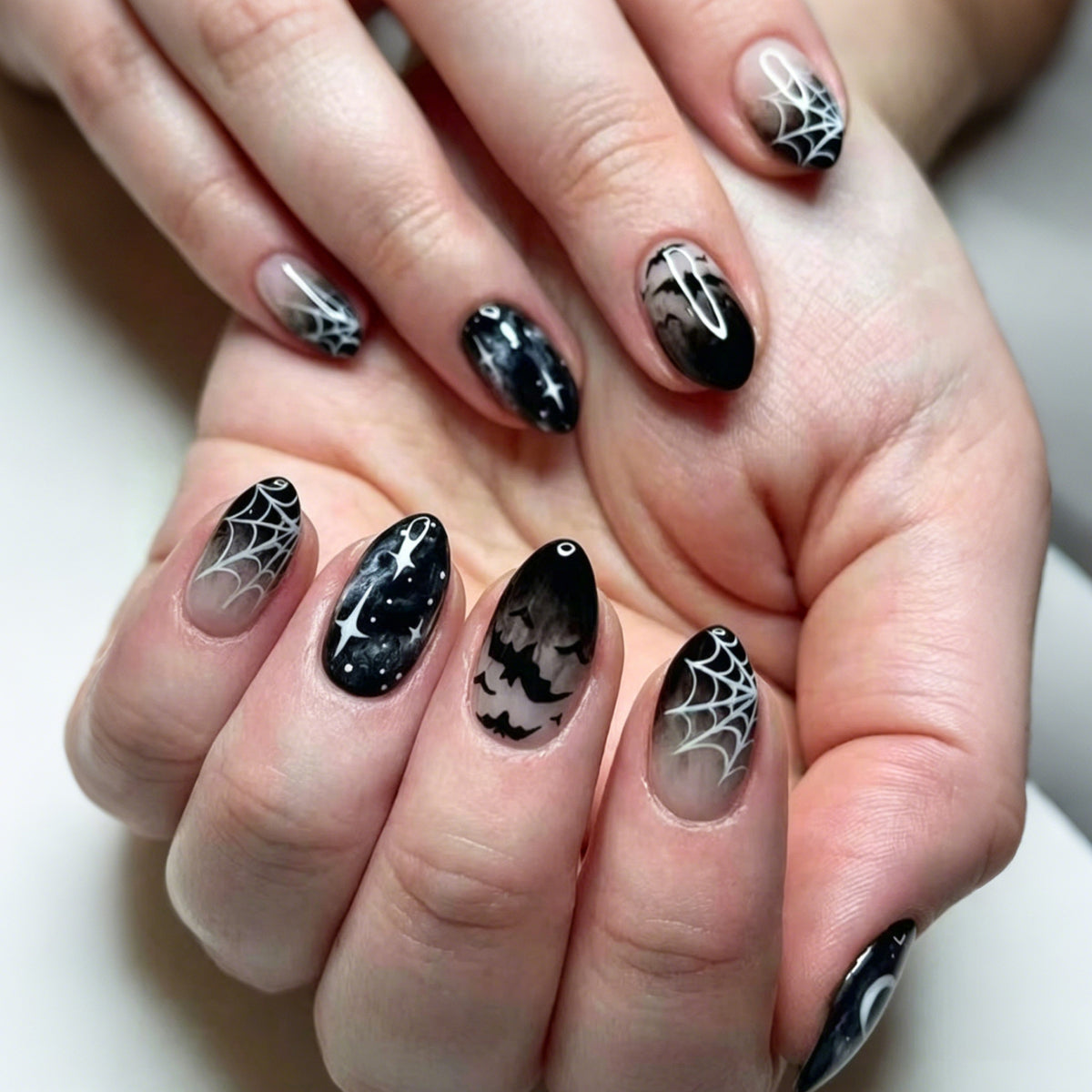 Halloween-inspiriertes Press-On Nageldesign Set