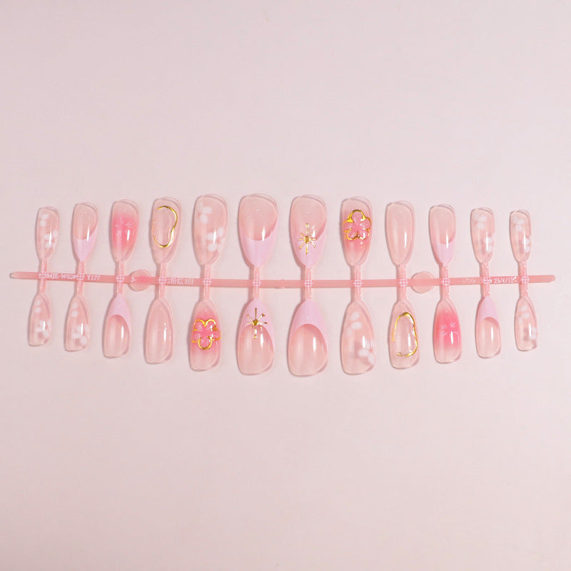 Premium Press-On Nail Set mit dekorativen Akzenten Brehn
