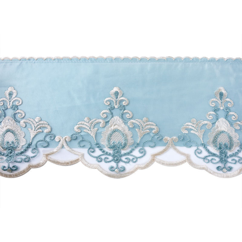 Elegante und Verspielte Gardinenborte Brehn