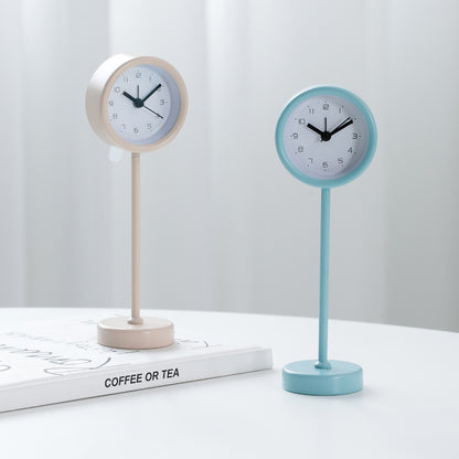 Tischuhr Im Modernen Design Brehn