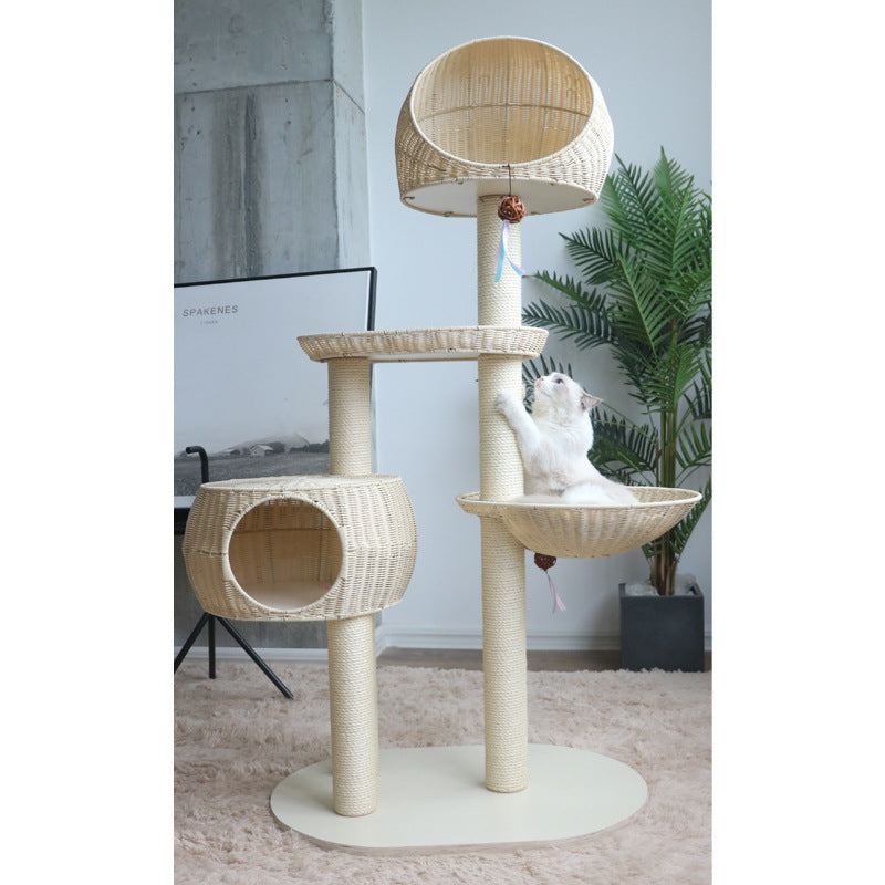Katzenbaum aus natürlichem Material Brehn