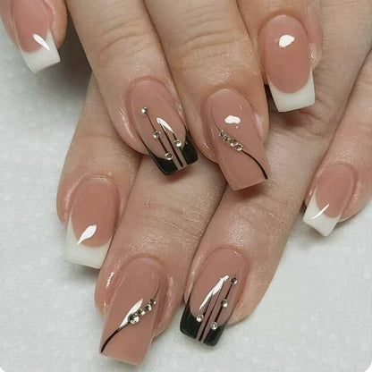 Elegantes dekoratives Nagelkunst-Set