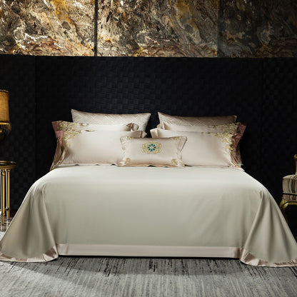 Luxuriöses besticktes Duvet-Bezug-Set aus Seidengefühl