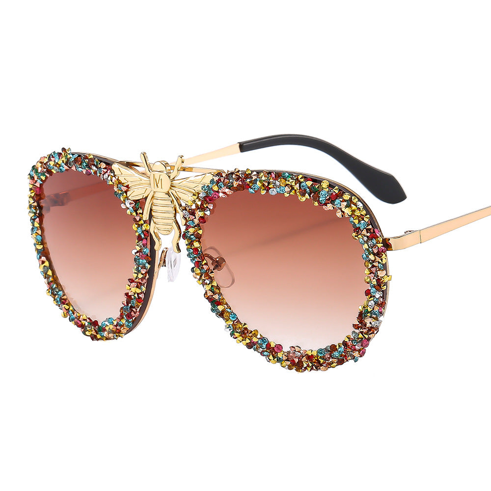 Damen Glamouröse Oversize-Sonnenbrille mit einzigartigem Schmuckrahmen Brehn