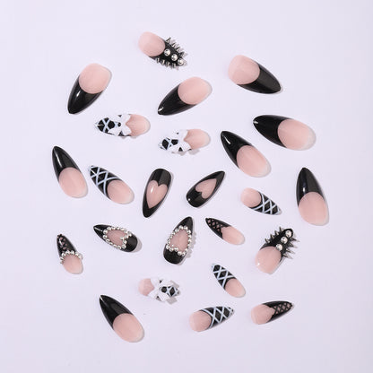 Kreatives Kunstnagelset mit stilvollen und einzigartigen Akzenten Brehn