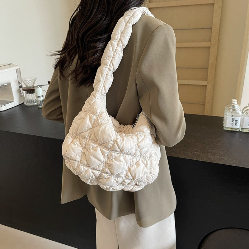 Gepolsterte Schlappen-Handtasche