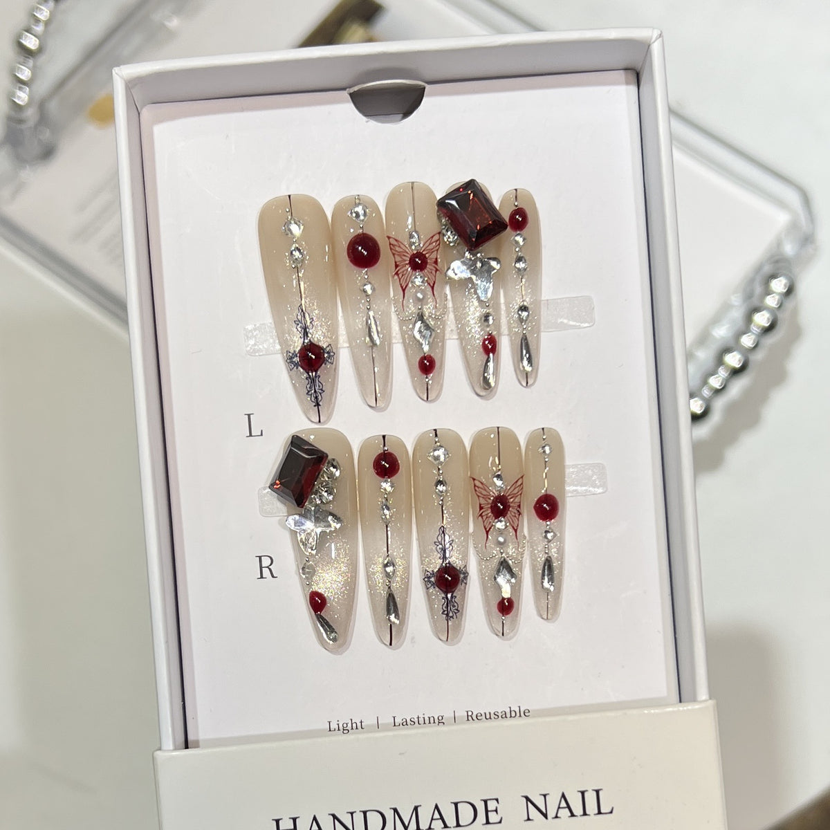 Künstlerisches floral verziertes Press-On Nail Set Brehn