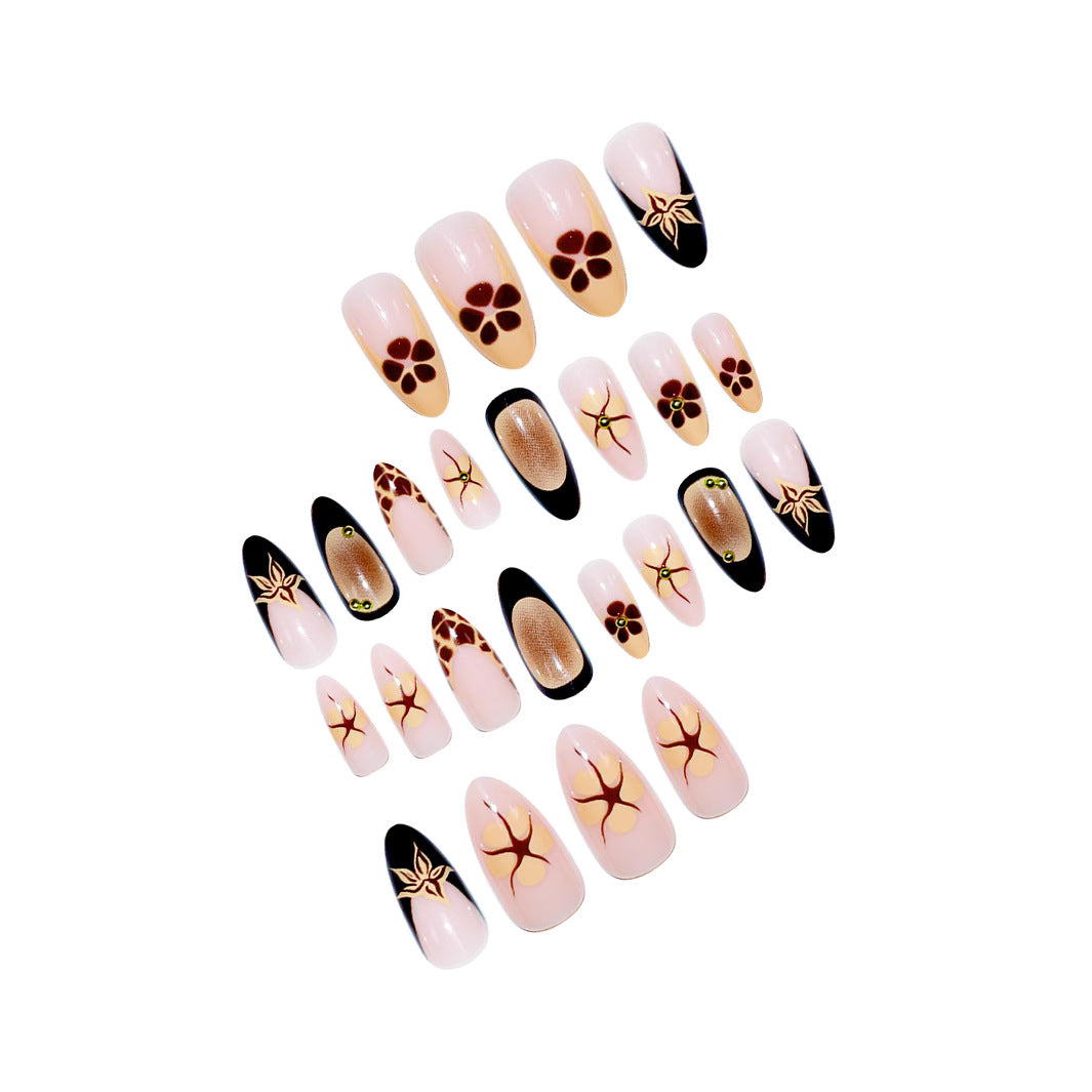 Premium Künstlerische Nageldesign Brehn
