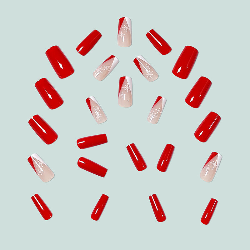 Kunstvolle Nagelgestaltung im winterlichen Stil Brehn