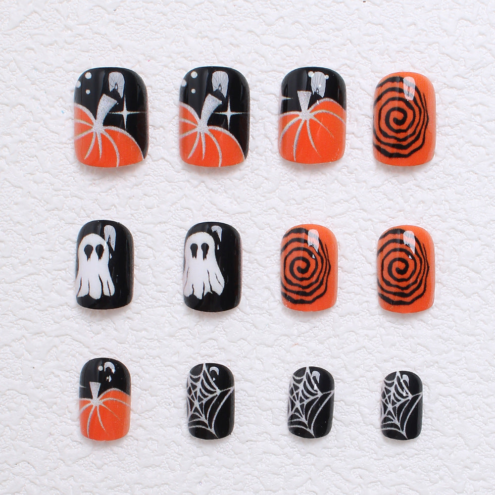 Kunstnagelset mit kreativen Halloween-Motiven Brehn