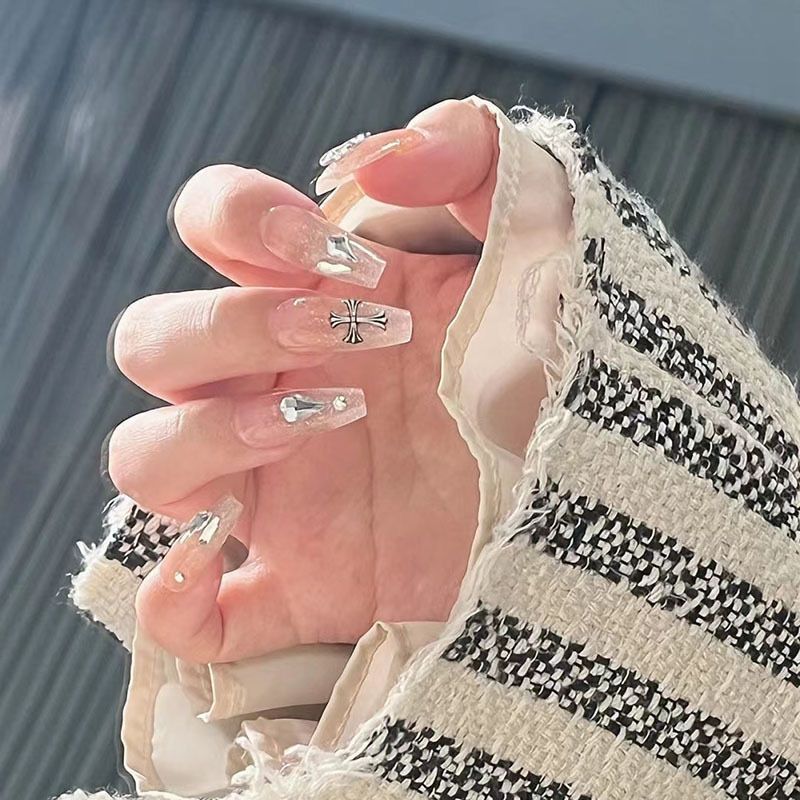 Dekoratives Edelstein Press-On Nagelset Brehn