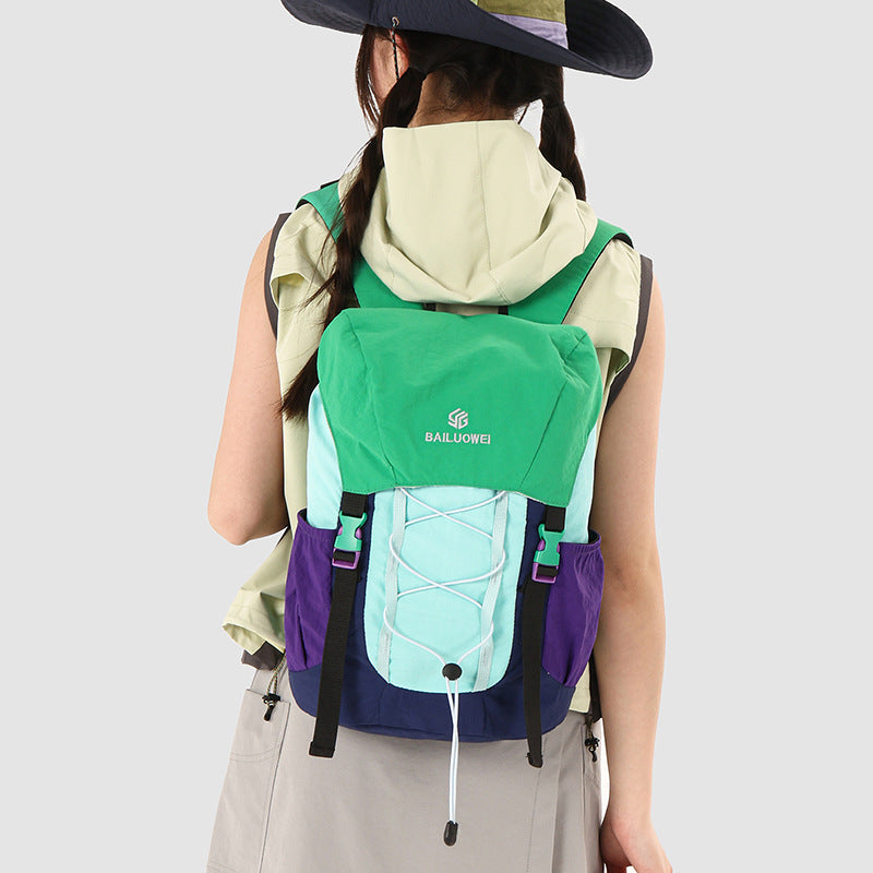 Vielseitiger abenteuerbereiter Rucksack für Wanderungen Brehn