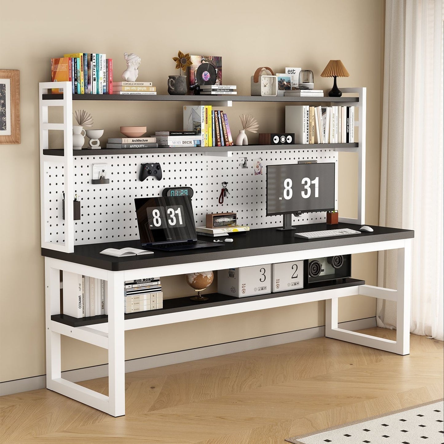 Multifunktionaler Arbeitsbereich mit Regal Brehn