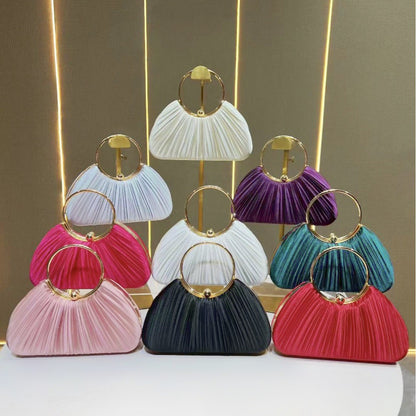 Luxuriöse plissierte abendliche Clutch